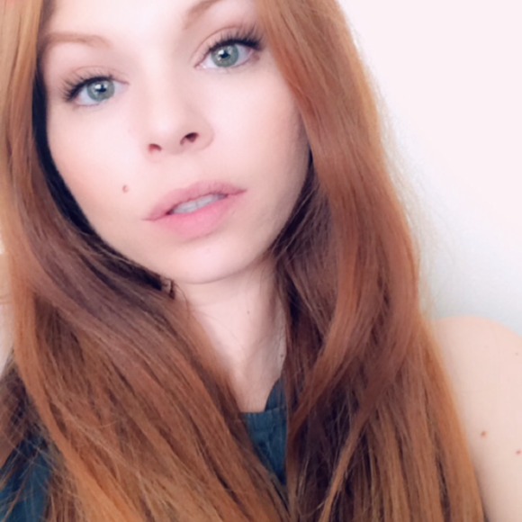 Meet your Posher, Keily - Picture 1 of 1